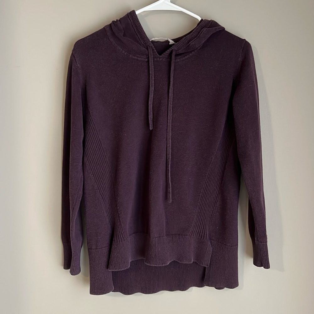 Athleta hooded sweater size M